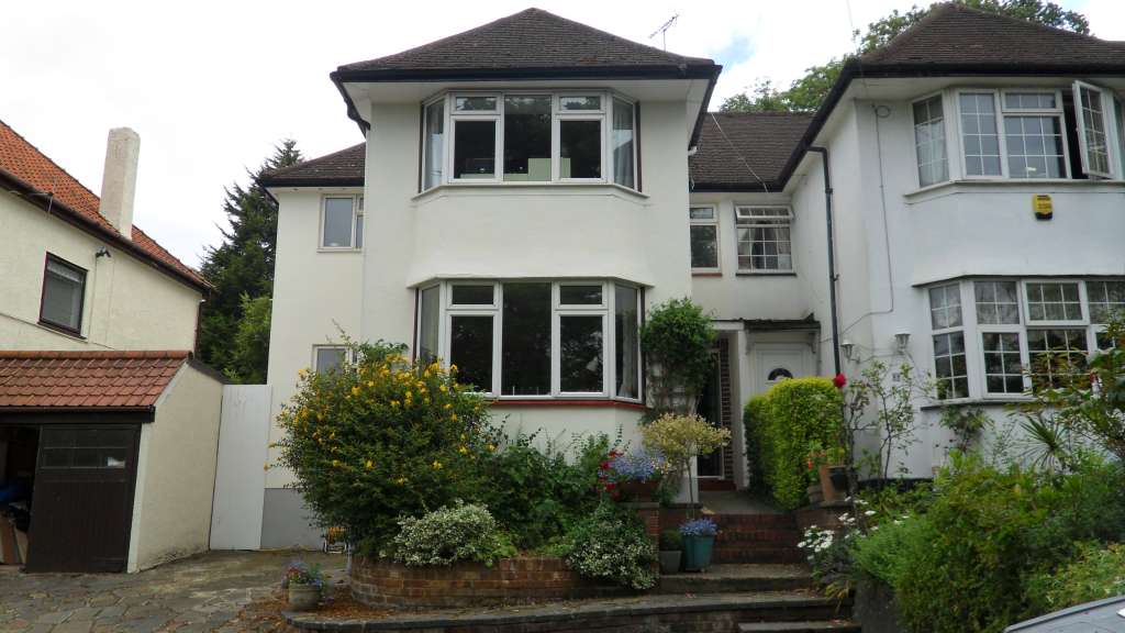 Hay Lane, Kingsbury OMG estates